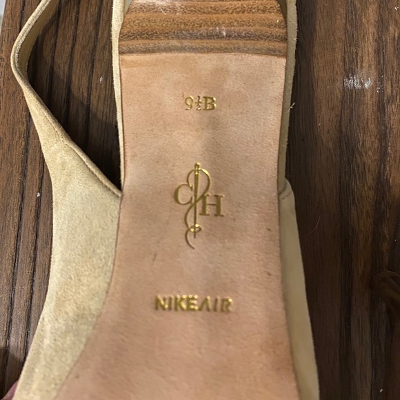 COLE HAAN NUDE HEELS - Picture 3 of 6